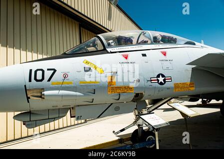 F-14A Tomcat - Museo dell'aria di Palm Springs: Palm Springs, CA / USA - 062720 Foto Stock