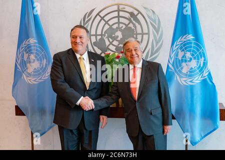 Il Segretario di Stato americano Michael R. Pompeo incontra il Segretario Generale delle Nazioni Unite Antonio Guterres, a New York City, New York, il 20 agosto 2019 Foto Stock