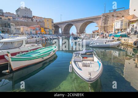 Marsiglia, Francia, la Corniche. Vista sulla valle Auffes. Foto Stock