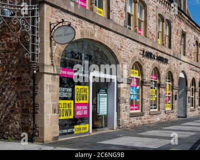 Laura Ashley chiude la vendita, Inverness, Scozia Foto Stock