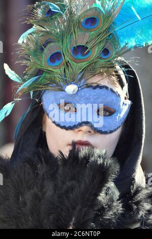 Carnevale a Venezia - donna mascherata Foto Stock