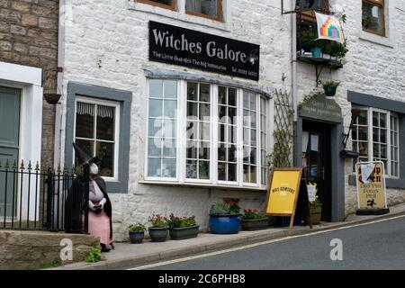 Witches Galore occulta shop, Newchurch, Pendle, Regno Unito Foto Stock