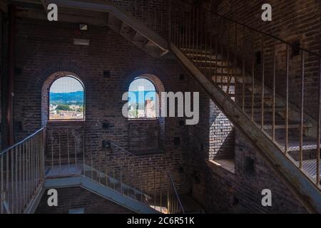 Lucca - 14 agosto 2019: Interno della Torre Guinigi a Lucca, Toscana, Italia Foto Stock