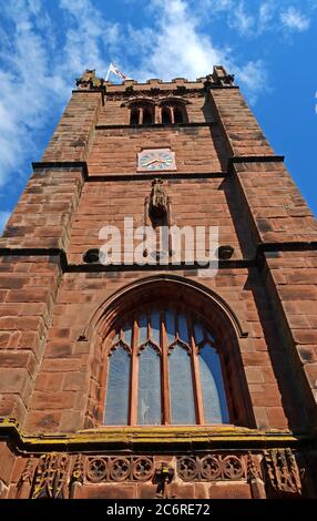 Torre, St Andrews Church Tarvin Cheshire, Inghilterra, UK, edificio storico di grado i, chiesa parrocchiale anglicana Foto Stock