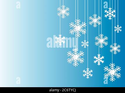 Modello di sfondo natalizio e invernale con pende di carta bianca tagliata fiocchi di neve su sfondo blu gradiente. Disegno dell'illustrazione con spazio di copia Foto Stock