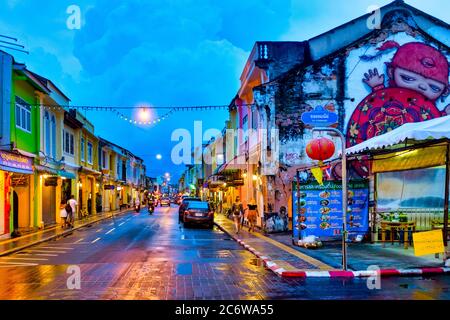 Arte di strada in Thalang Road, Phuket Town, Phuket, Thailandia Foto Stock