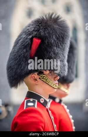 Brighton UK, 10 luglio 2020: Personale militare britannico al funerale di Dame vera Lynn Foto Stock