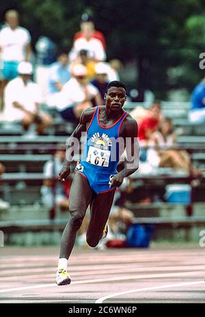 Carl Lewis (USA) si è disputato nel 1988 alle prove olimpiche e di squadra Foto Stock