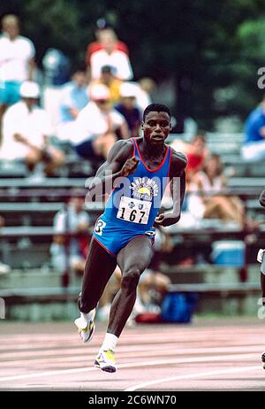 Carl Lewis (USA) si è disputato nel 1988 alle prove olimpiche e di squadra Foto Stock