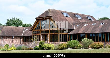 Old Thorns Manor Hotel Golf & Country Estate, Liphook, Hampshire, Inghilterra, Regno Unito - vista dell'hotel e del club complesso Foto Stock