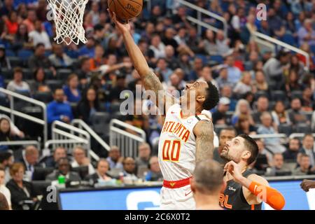 Atlanta Hawks Guard Jeff Teague n. 00 si è licenziato durante la partita all'Amway Center di Orlando, Florida, lunedì 8 febbraio 2020. Credito fotografico: M Foto Stock