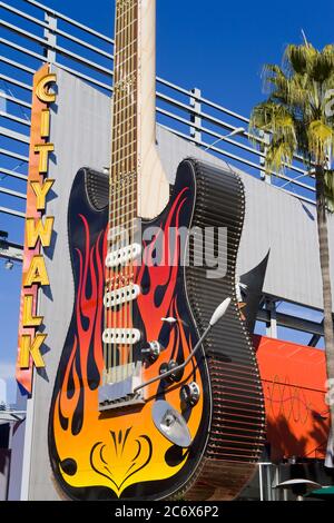 Chitarra Hard Rock Cafe a CityWalk, Universal Studios Hollywood, Los Angeles, California, USA, Nord America Foto Stock