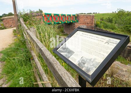 Meccano ponte a Nob End Locks a Prestolee, Bolton, un ponte costruito da vita Meccano nel 2012. Inghilterra Regno Unito Foto Stock