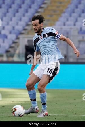 Roma, Italia. 11 Luglio 2020. Marco Parolo del Lazio in azione durante la partita Serie A TIM tra SS Lazio e US Sassuolo il 11 2020 luglio a Roma (Italia) allo Stadio Olimpico Foto LPS/MARCO IORIO/LM Credit: Marco Iorio/LPS/ZUMA Wire/Alamy Live News Foto Stock