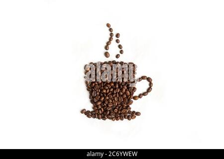 Tazza di caffè e vapore a base di chicchi, cereali. Isolato su sfondo bianco. Foto Stock