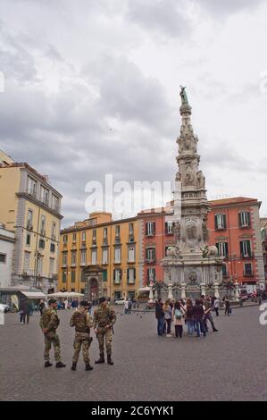 Europa, Italia, Campania, Napoli, Piazza del nuovo Gesù Foto Stock