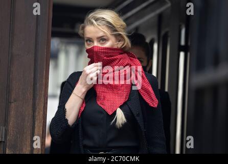 pic mostra: Amber sentito ex moglie di Johnny Depp arriva oggi l'High Court a Londra. 13.7.20 immagine di Gavin Rodgers/ Pixel8000 Foto Stock