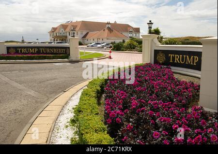 Turnberry, Scozia, Regno Unito. 13 luglio 2020. Nella foto: Sono stati fatti nuovi inviti a indagare sui rapporti commerciali di Trump dopo che il resort Trump Turnberry sta cercando di espandere il resort e di costruire un nuovo sviluppo sulla terra circostante a ovest del complesso alberghiero. Credit: Colin Fisher/Alamy Live News Foto Stock