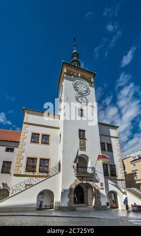 Municipio, 16 ° secolo, a Velke namesti, piazza principale a Kromeriz, Moravia, Regione Zlin, Repubblica Ceca Foto Stock