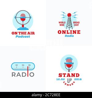 Un insieme di emblemi radio Vector. Tower, Podcast o Stand Up Comedy, con microfono astratto o modelli di logo. Bilancia radio e in aria Illustrazione Vettoriale