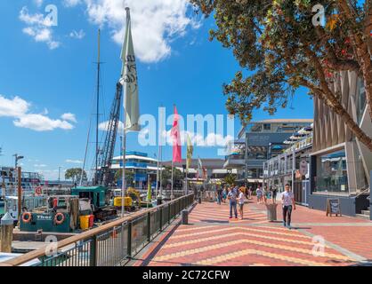 Caffè, bar e ristoranti a Viaduct Harbour, Auckland, Nuova Zelanda Foto Stock