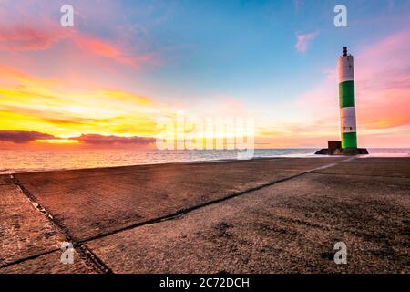 Tramonto sul porto di Aberystwyth Foto Stock