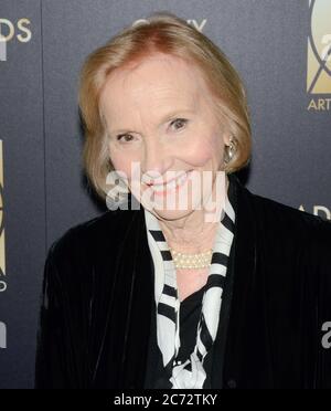 31 gennaio 2016, Beverly Hills, California, USA: EVA Marie Saint partecipa al 20° premio annuale di eccellenza nella produzione della Gilda dei direttori d'arte presso il Beverly Hilton Hotel di Beverly Hills il 31 gennaio 2016 (immagine di credito: © Billy Bendnight/ZUMA Wire) Foto Stock