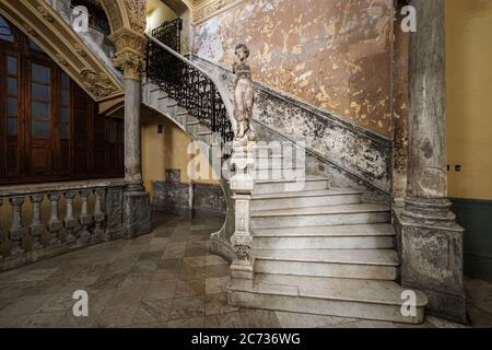 L'AVANA, CUBA - CIRCA GENNAIO 2020: Ingresso ristorante la Guarida a l'Avana Foto Stock