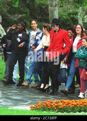 Lisa Marie Pressley e Michael Jackson 18 aprile 1995 a casa di Santa Barbara Foto Stock
