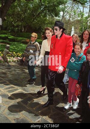 Lisa Marie Pressley e Michael Jackson 18 aprile 1995 a casa di Santa Barbara Foto Stock