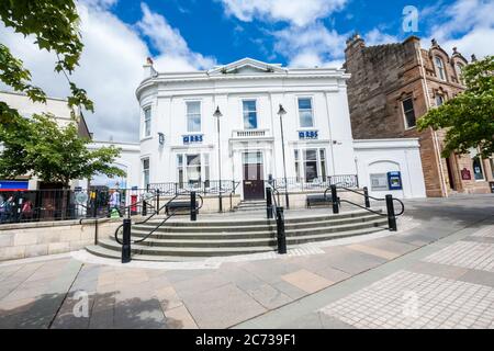 Strade e architettura a Airdrie, Scozia, Regno Unito Foto Stock