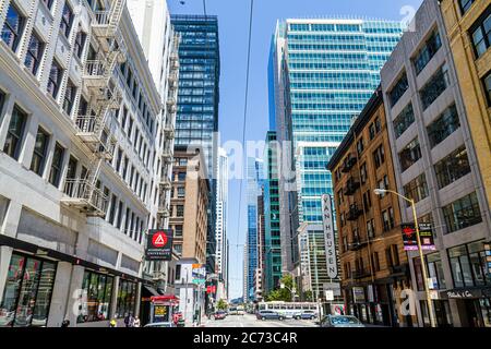 San Francisco California,Mission Street,Downtown,Street scene,immobiliare commerciale,grattacieli grattacieli costruire edifici lunghezza,perspe Foto Stock