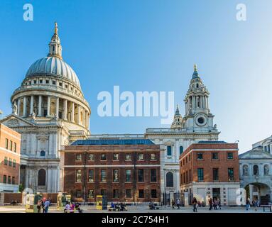 Una scena tipica a Londra uk Foto Stock