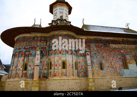 Monastero dipinto di Romania Foto Stock