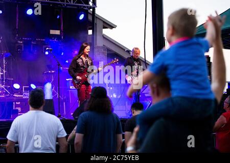 Sherman, TX / Stati Uniti - 3 luglio 2020: L'undicesima edizione di Lights on the Lake è ospitata al Pecan Grove Park il 3 luglio. Foto Stock