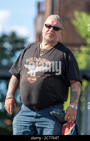 Kalle Haverland , GZSZ Schauspieler, Kiezpirat, Amburgo, Hafencity, Harley Davidson, 13.07.2020 Foto Stock