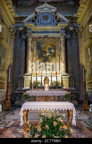 Giovan Antonio de Rossi, pala d'altare barocca, altare della Chiesa di San Rocco all'Augusteo, Roma, Italia Foto Stock