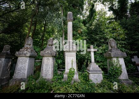 Highgate Cemetery (ovest) a North London, Regno Unito Foto Stock