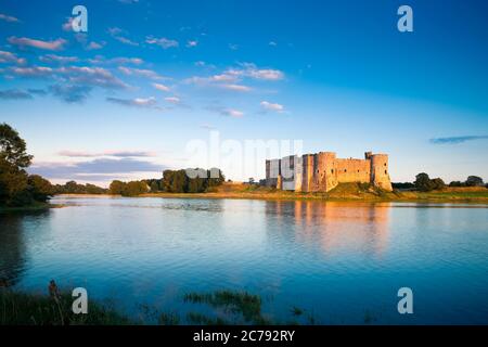 Carew Castle Pembroke Pembrokeshire Wales Foto Stock