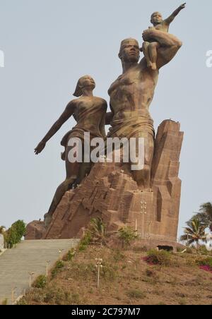 Il tanto criticato African Renaissance Monument a Dakar, Senegal Foto Stock