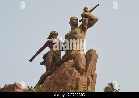 Il tanto criticato African Renaissance Monument a Dakar, Senegal Foto Stock