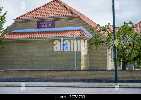 Malmo, Svezia - 12 luglio 2020: Sala del Regno dei testimoni di Geova. Hanno adattato le attività a causa della pandemia del coronavirus. Le riunioni durante la pandemia sono attraverso la videoconferenza Foto Stock