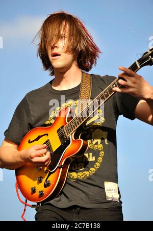 Parker Gispert dei Whigs che si esibiscono al San Diego Street Scene Music Festival 2008 a San Diego. Credito: Jared Milgrim/l'accesso fotografico Foto Stock