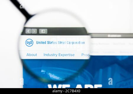 Los Angeles, California, USA - 23 Marzo 2019: Editoriale illustrativo della homepage del sito web US Steel. Logo US Steel visibile sullo schermo. Foto Stock