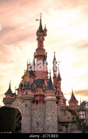 Parigi, FRANCIA, 19 luglio 2010: Castello della Beauty Addormentata, Disneyland. Foto Stock