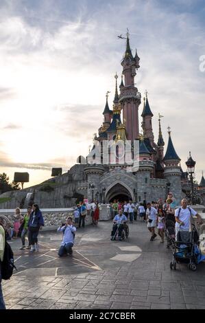 Parigi, FRANCIA, 19 luglio 2010: Castello della Beauty Addormentata, Disneyland. Foto Stock