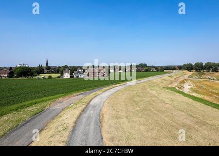 Oberhausen, Area della Ruhr, Renania settentrionale-Vestfalia, Germania - conversione Emscher, nuova costruzione della FOGNA Emscher, qui nella prefa del campo di Holten Foto Stock