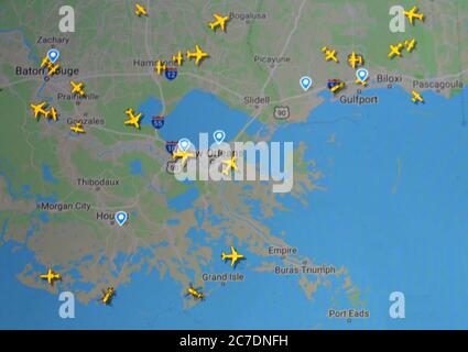 Traffico aereo su Baton Rouge e New Orleans (16 luglio 2020, UTC 16.36) su Internet con il sito Flightradar 24, durante il periodo Pandemico di Coronavirus Foto Stock