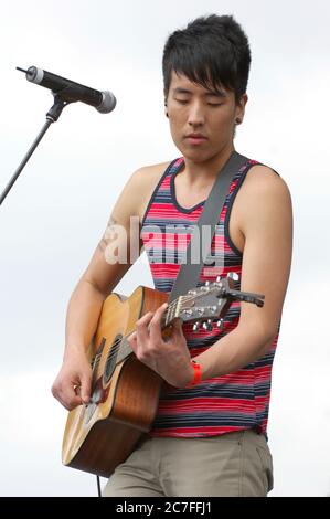 Kenny Choi di Daphne ama Derby esibirsi durante il bamboozle Left presso il Verizon Wireless Amphitheatre di Irvine. Credito: Jared Milgrim/l'accesso fotografico Foto Stock