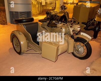 BMW R75 - 1940 con sidecar. Il museo reale dell'automobile Foto Stock